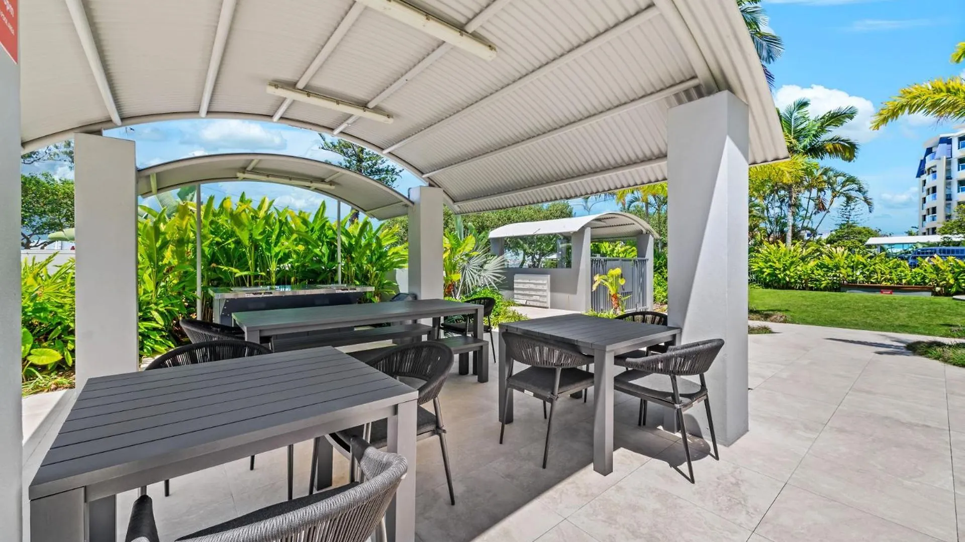 4 Bedroom Apartment In Amazing Riverdance, In The Heart Of מולולאבה